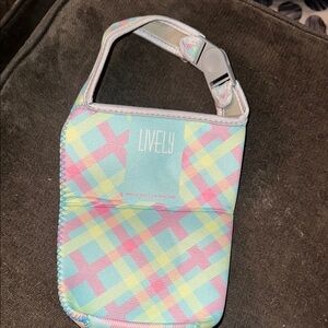 Lively Pink and Blue bottle holder